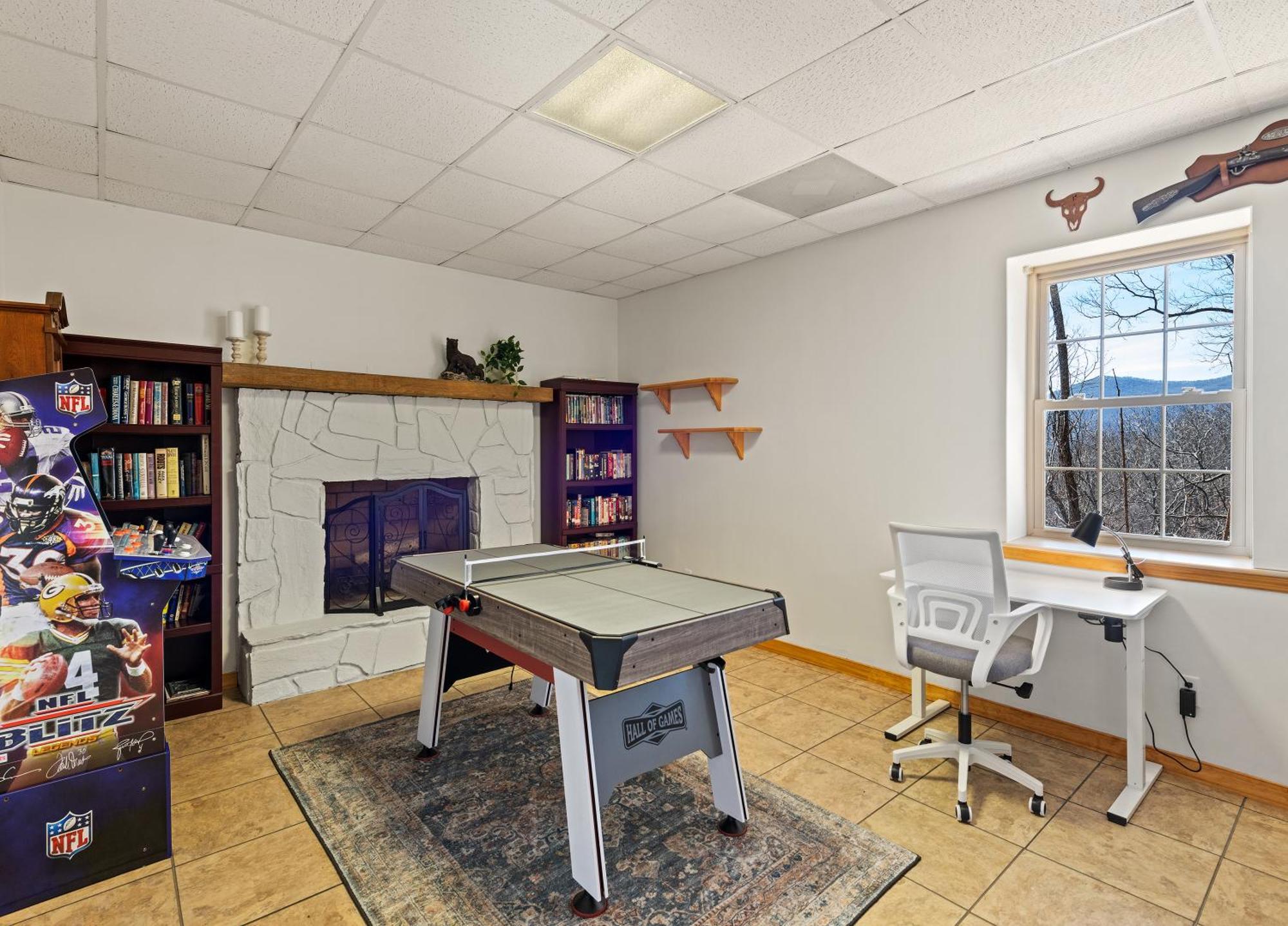 Maggie Valley Cabin With Beautiful Mountain Views, Hottub, Pet Friendly, Gameroom, Fireplace Esterno foto