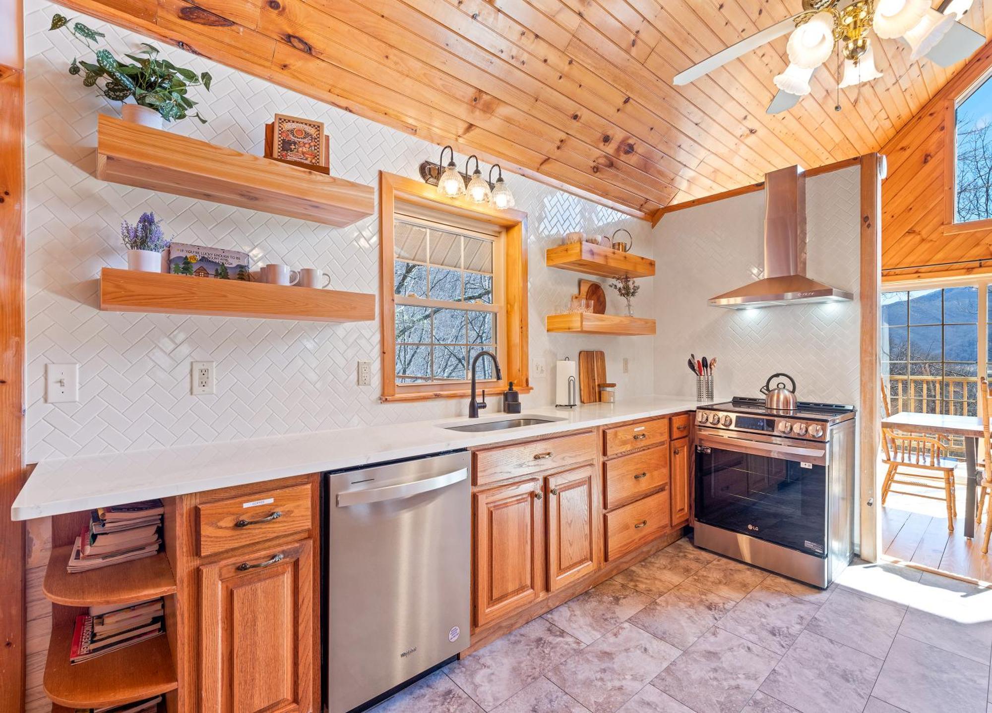 Maggie Valley Cabin With Beautiful Mountain Views, Hottub, Pet Friendly, Gameroom, Fireplace Esterno foto