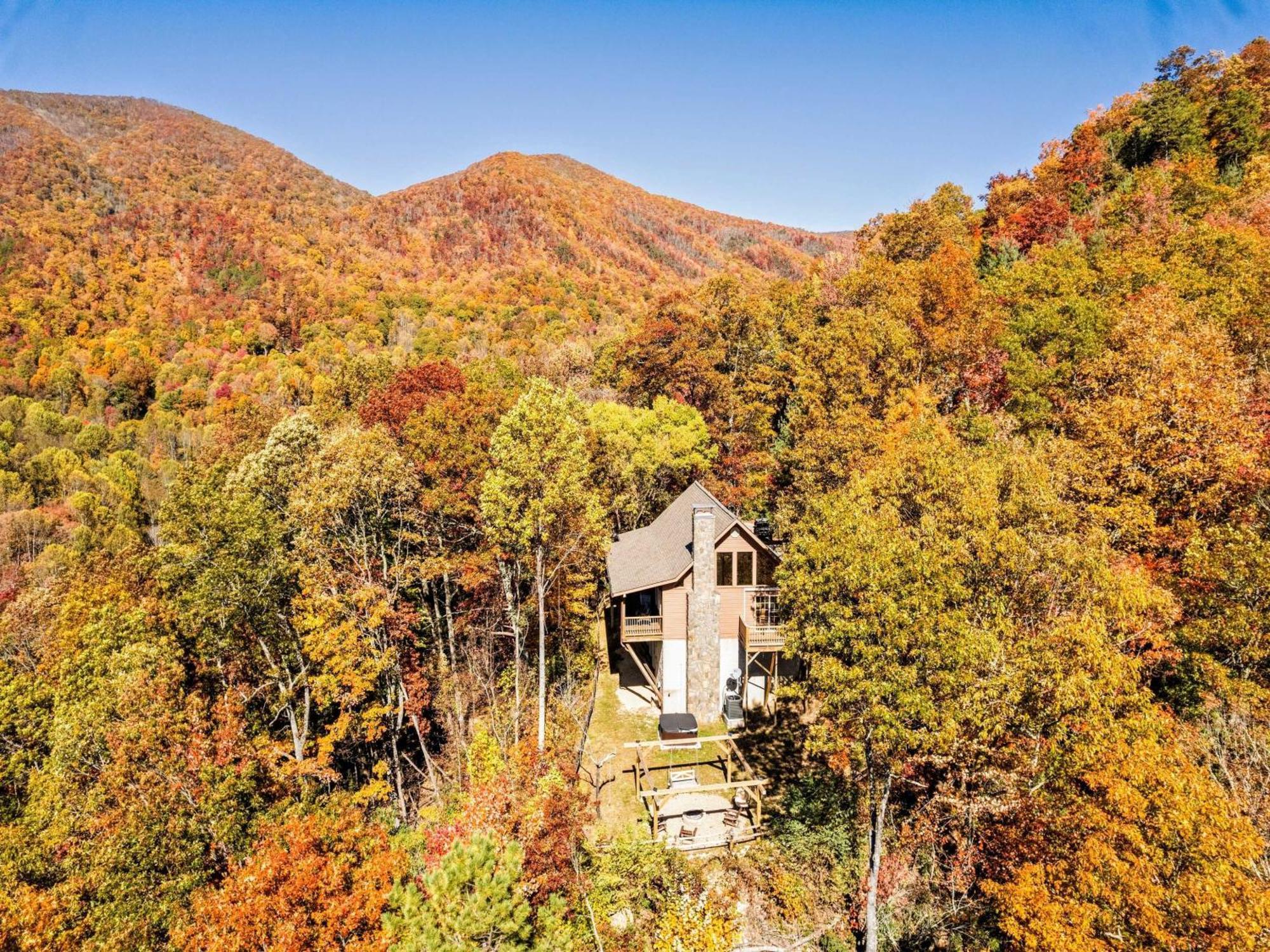 Maggie Valley Cabin With Beautiful Mountain Views, Hottub, Pet Friendly, Gameroom, Fireplace Esterno foto