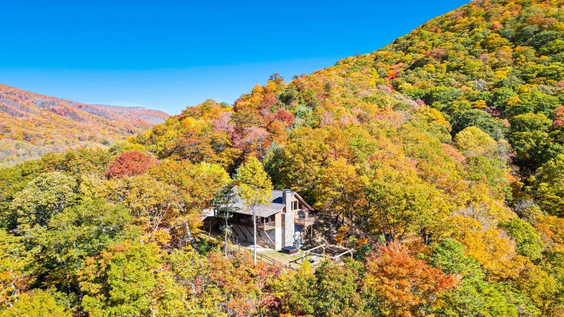 Maggie Valley Cabin With Beautiful Mountain Views, Hottub, Pet Friendly, Gameroom, Fireplace Esterno foto